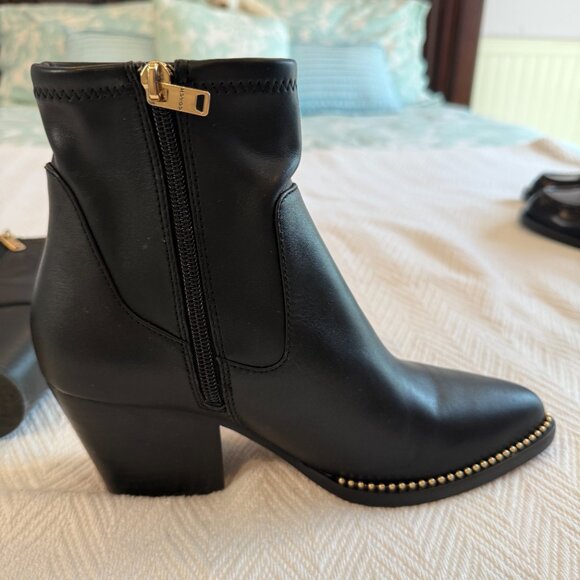 Coach Pell leather boots size 7 new without a box - Picture 2 of 5